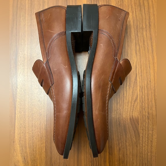 Cole Haan Men's brown Leather loafers Slip-Ons - Picture 4 of 10